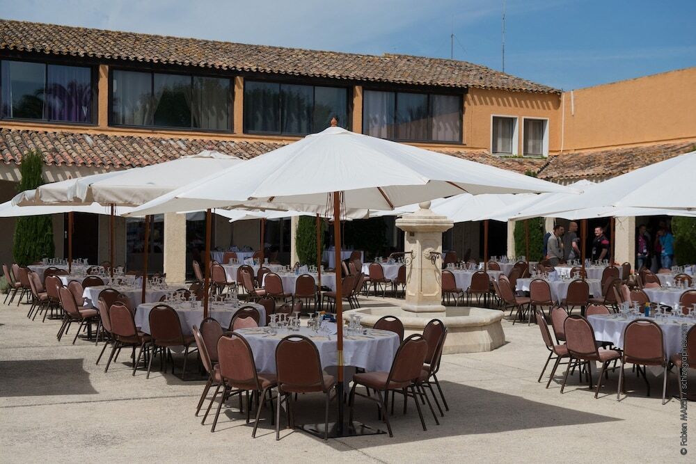 Adonis By Olydea Hotel